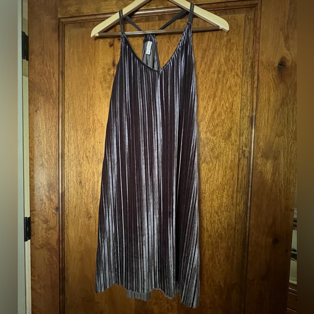 Size M, Xhilaration. Purple velvet dress. Non smoking home.